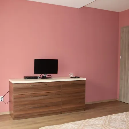 Szálloda Kichika 2*